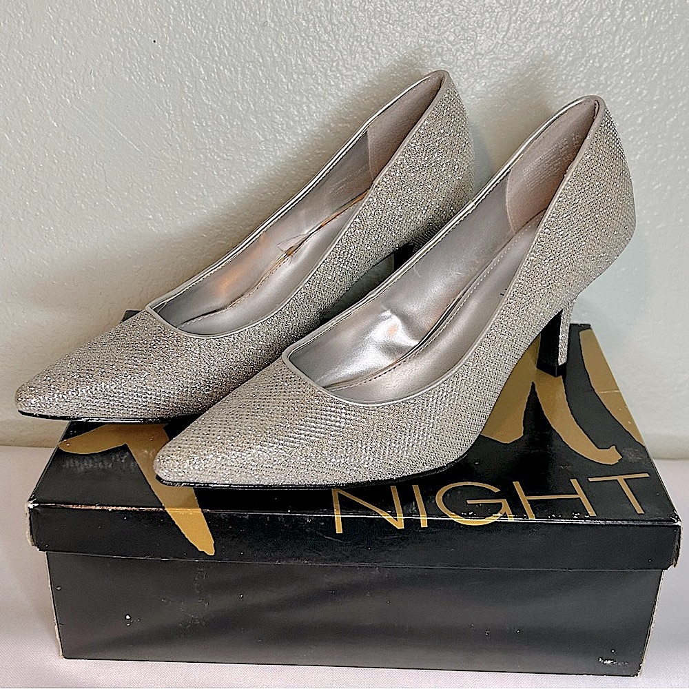 Fioni Night Pointed Toe Heeled Shoes